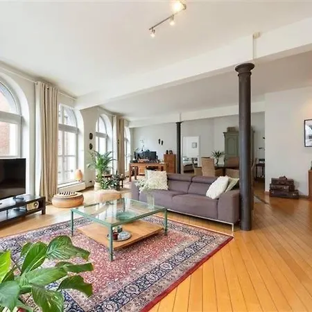 3 Zimmer, 3 Bath Marion Apartment Frankfurt am Main