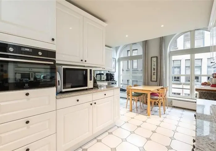 3 Zimmer, 3 Bath Marion Apartment *